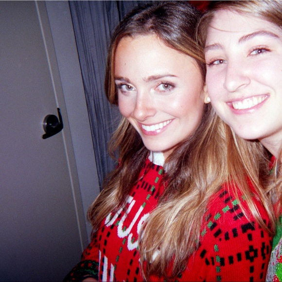 Meet your Posher, Isabelle - Picture 2 of 2